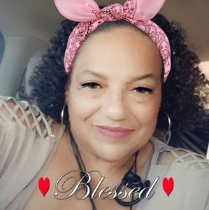 Meet your Posher, Yvette